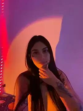 Sweett_pain from StripChat is Freechat