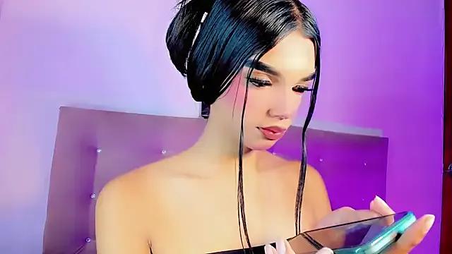 sweettenderpretty from StripChat is Freechat