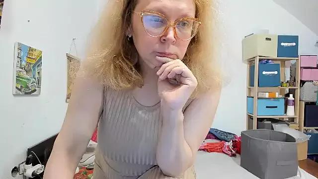 Try girls webcam shows. Sweet cute Free Performers.