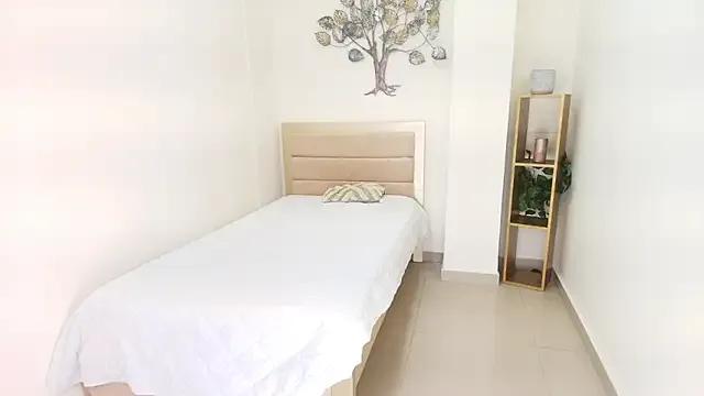 TAIS_ACKERMAN from StripChat is Freechat