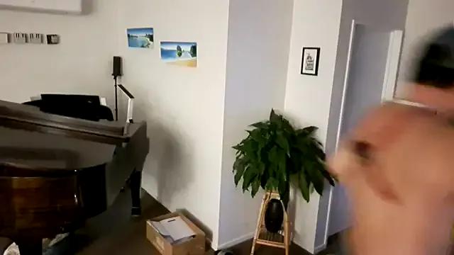 Try girls webcam shows. Sweet cute Free Performers.