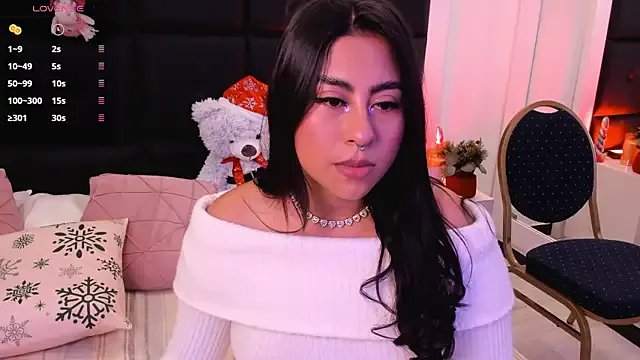 TamaraLeen from StripChat is Freechat