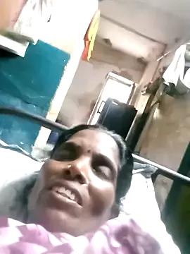 Tamilauntyhot from StripChat is Freechat