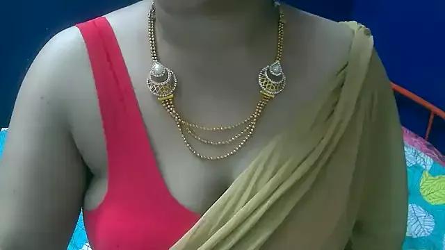 TamilSexyrani from StripChat is Freechat