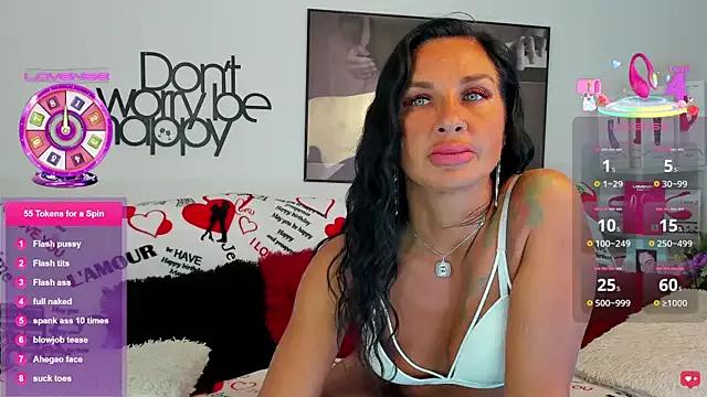 Tara_Bloss from StripChat
