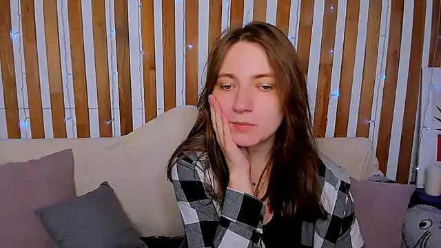 Tara_Grainn from StripChat is Freechat
