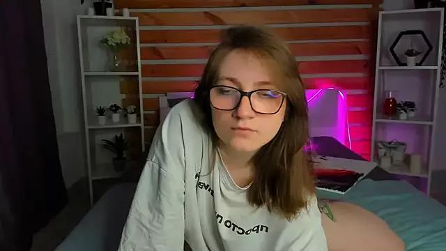 Try girls webcam shows. Sweet cute Free Performers.