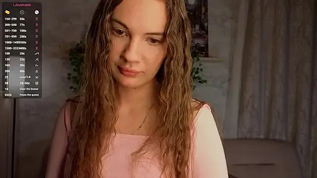 TashaCajune from StripChat is Freechat