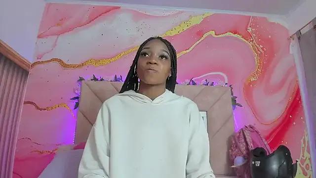 Taylor_oriana_ from StripChat is Freechat