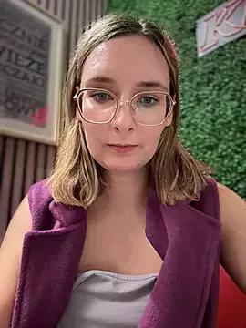 Try girls webcam shows. Sweet cute Free Performers.