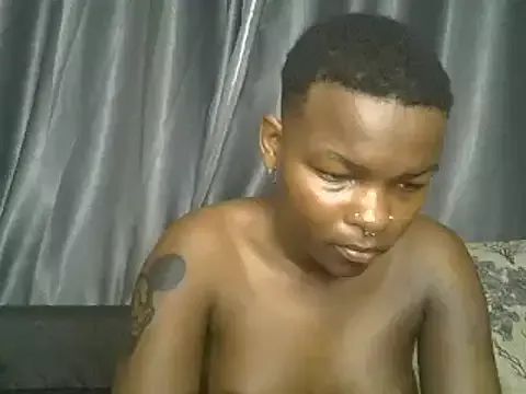 Thee_pappy_chullos from StripChat is Freechat