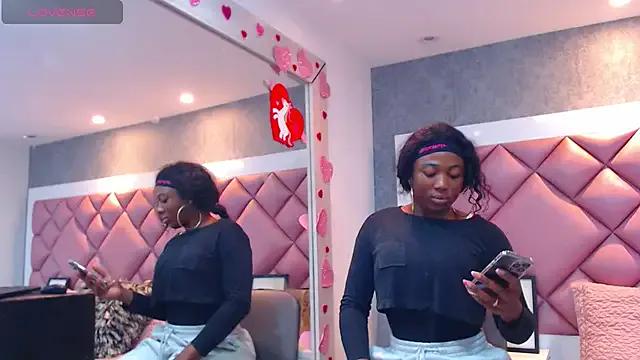 Thegreatonelady from StripChat is Freechat