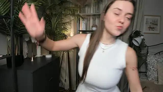 ThelmaJusto from StripChat is Freechat