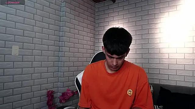 Thiago_twink from StripChat is Freechat