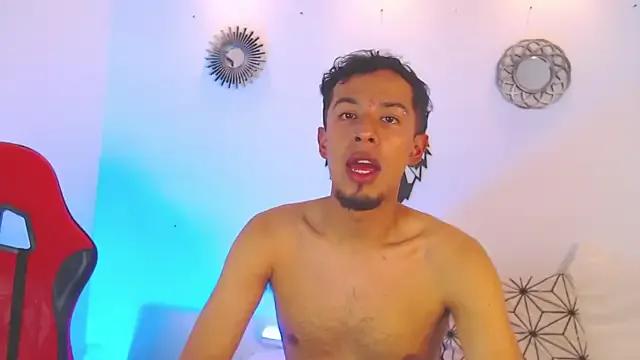 Thian25_ from StripChat is Freechat