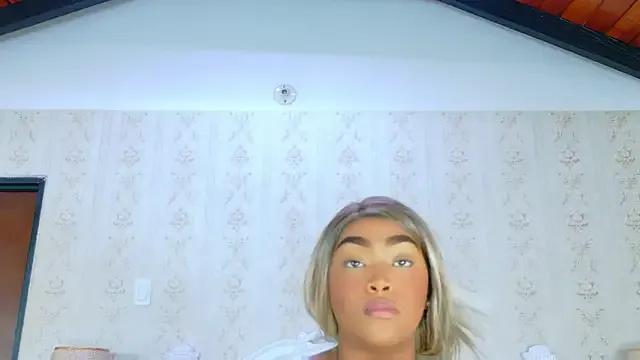 Try girls webcam shows. Sweet cute Free Performers.