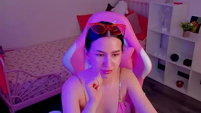 Try girls webcam shows. Sweet cute Free Performers.