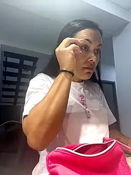 TiffanyyLam from StripChat is Freechat
