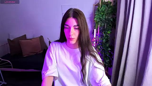 toooyour from StripChat