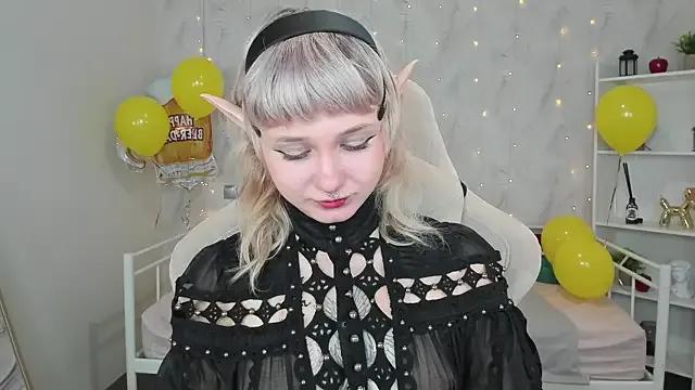 Tori_Cutie from StripChat is Freechat