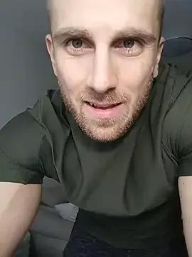 Freechat trainwithme on StripChat