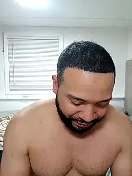 tripping385 from StripChat is Freechat