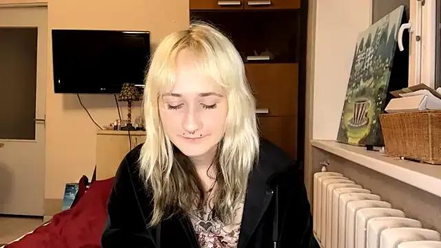 Ulemonala_Cute from StripChat is Freechat