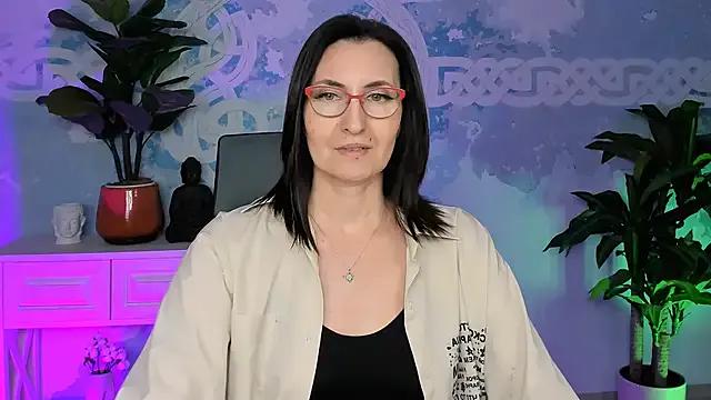 UnaTerra from StripChat is Freechat