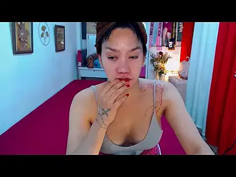 Freechat UrScreenGoddess on StripChat