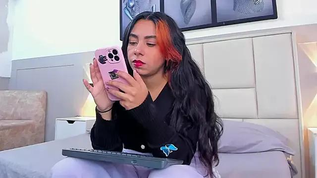 Try girls webcam shows. Sweet cute Free Performers.
