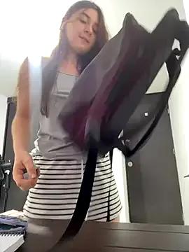 Valentina_ro from StripChat is Freechat