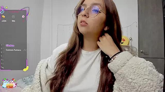 Try girls webcam shows. Sweet cute Free Performers.