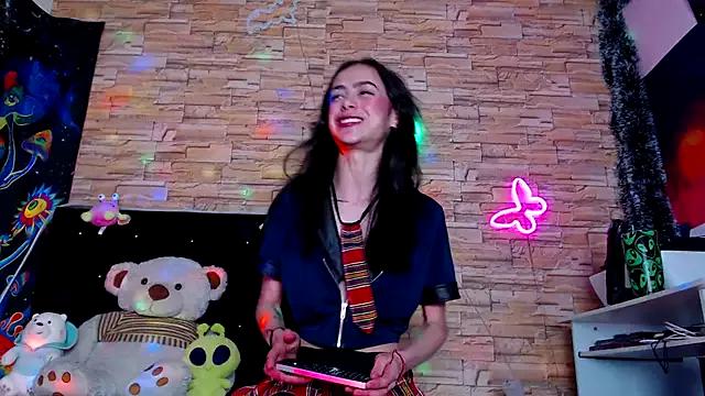 Try girls webcam shows. Sweet cute Free Performers.