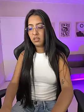 Try girls webcam shows. Sweet cute Free Performers.