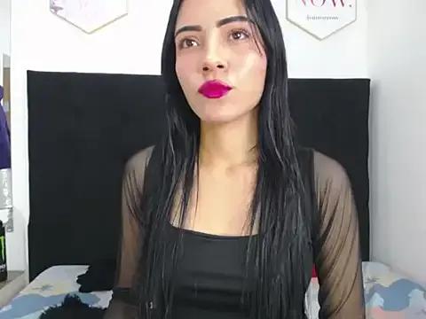 valerythompsonper from StripChat is Freechat