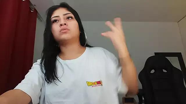 valeska_kailani from StripChat is Freechat