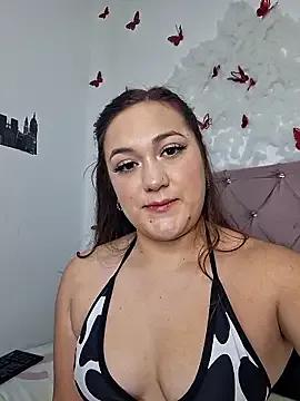 valilu_rosse27 from StripChat is Freechat