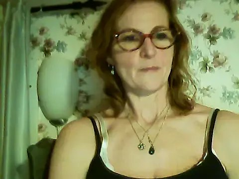 Valinella from StripChat is Freechat