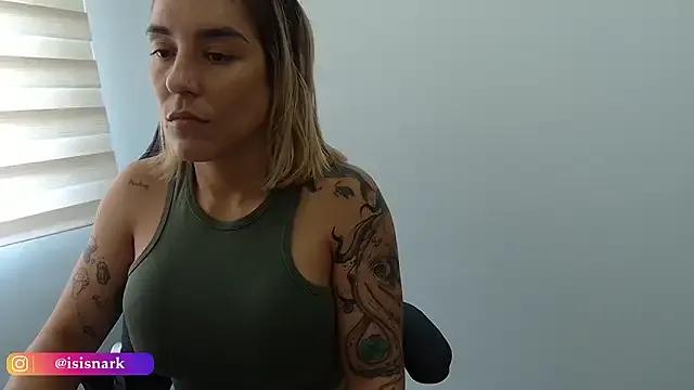 ValkyriaRose from StripChat