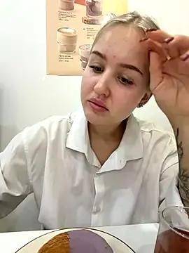 VanillaCakes from StripChat is Freechat