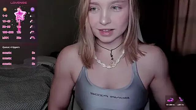 VanillaLivitski from StripChat is Freechat