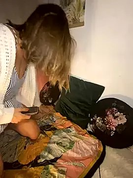 Freechat Vanillezucker on StripChat