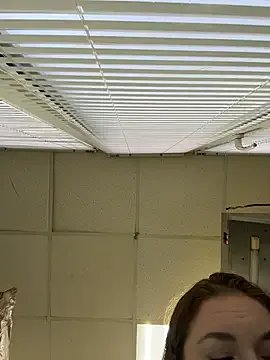 Freechat VaryaRose on StripChat