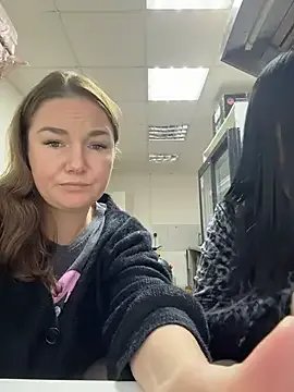 Freechat VaryaRose on StripChat