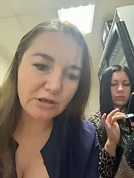 Freechat VaryaRose on StripChat