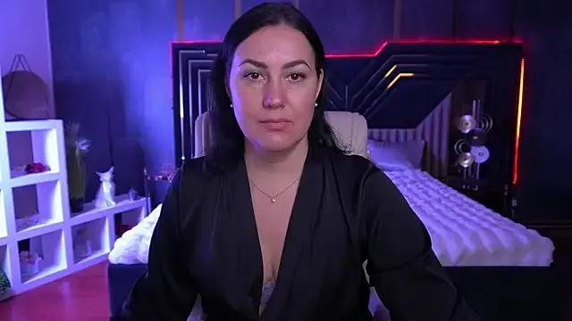 VelvetLuck from StripChat is Freechat