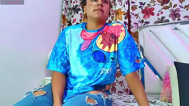 Try girls webcam shows. Sweet cute Free Performers.