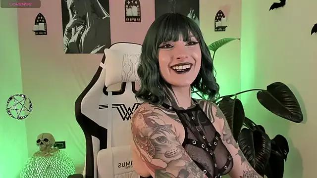 VelvetVampiree from StripChat is Freechat