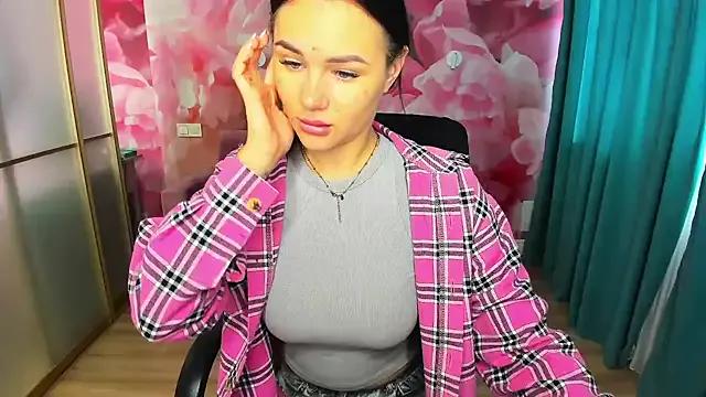 VenillaRose from StripChat is Freechat