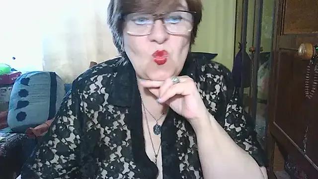 VeronicaGold511 from StripChat is Freechat